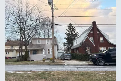 30 Pierson Avenue, Hempstead, NY 11550 - Photo 3