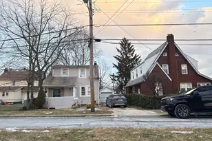 30 Pierson Ave, Hempstead, NY 11550 - Photo 3