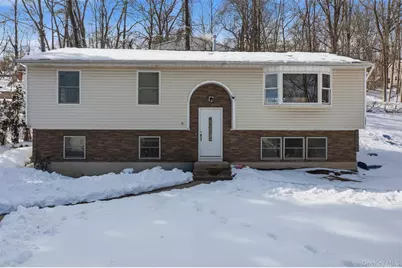 153 S Pascack Road, Nanuet, NY 10954 - Photo 3