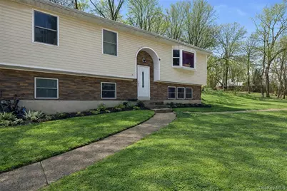 153 S Pascack Road, Nanuet, NY 10954 - Photo 27