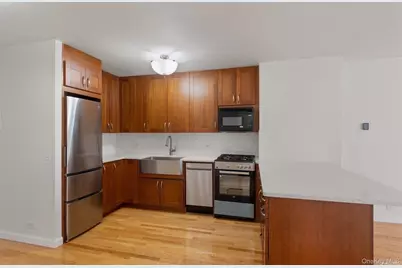 345 E 93rd Street #14J, New York, NY 10128 - Photo 3