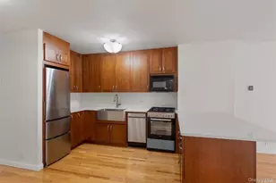 345 E 93rd St, New York, NY 10128 - Photo 3