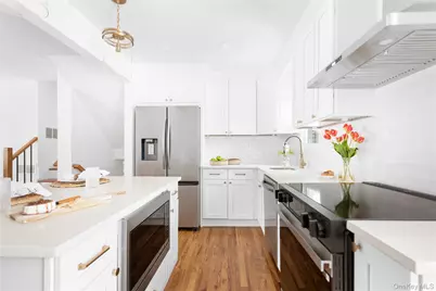 43 Circuit Road, Bellport, NY 11713 - Photo 5