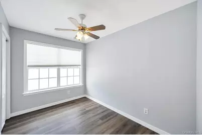 1 Vinyard Way, Coram, NY 11727 - Photo 15