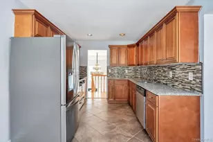 1 Vinyard Way, Coram, NY 11727 - Photo 3