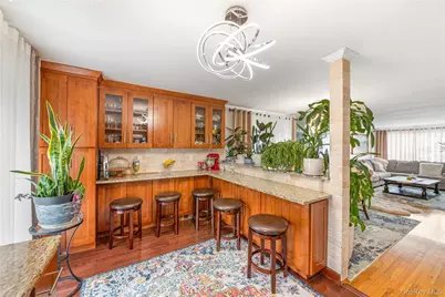 204 Sommer Avenue, New York, NY 10314 - Photo 5