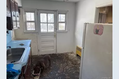 48 Cliff Avenue, Hempstead, NY 11550 - Photo 13