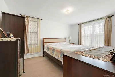 141-05 Pershing Crescent #516, Briarwood, NY 11435 - Photo 17