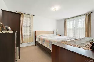 141-05 Pershing Crescent, Briarwood, NY 11435 - Photo 17