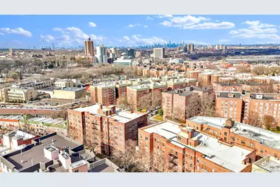 141-05 Pershing Crescent #516, Briarwood, NY 11435 - Photo 29