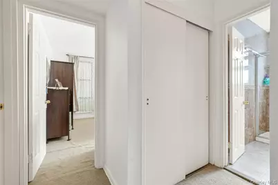 141-05 Pershing Crescent #516, Briarwood, NY 11435 - Photo 23