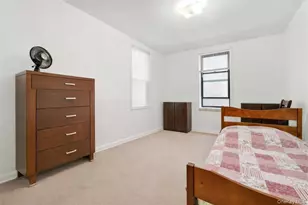 141-05 Pershing Crescent, Briarwood, NY 11435 - Photo 21