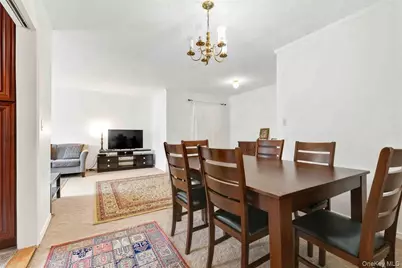 141-05 Pershing Crescent #516, Briarwood, NY 11435 - Photo 15