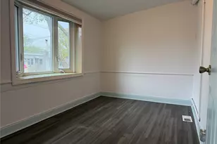124-17 6th Ave, College Point, NY 11356 - Photo 9