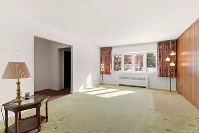 3 Bayberry Drive, Plainview, NY 11803 - Photo 7