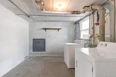 3 Bayberry Drive, Plainview, NY 11803 - Photo 29