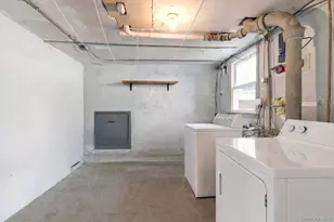 3 Bayberry Dr, Plainview, NY 11803 - Photo 29