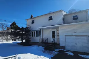 250 Overton St, Deer Park, NY 11729 - Photo 3