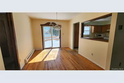 250 Overton Street, Deer Park, NY 11729 - Photo 9