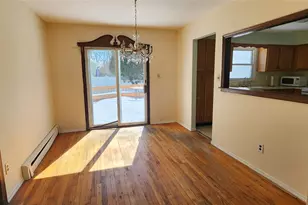 250 Overton St, Deer Park, NY 11729 - Photo 9