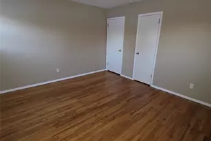 250 Overton St, Deer Park, NY 11729 - Photo 25