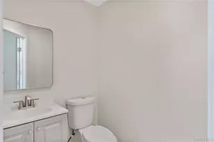 2 Shadowbrook Ln, Newburgh, NY 12550 - Photo 11