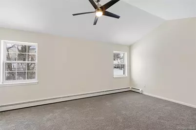 2 Shadowbrook Lane, Newburgh, NY 12550 - Photo 17