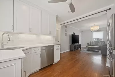 846 Harrison Street, West Hempstead, NY 11552 - Photo 11