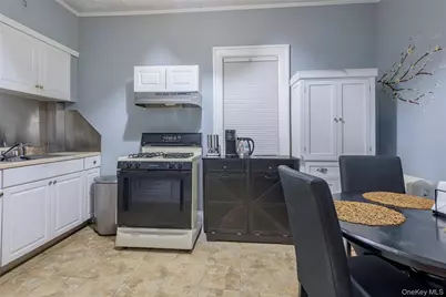 1060 Midland Street, Uniondale, NY 11553 - Photo 13