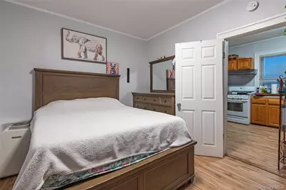 1060 Midland Street, Uniondale, NY 11553 - Photo 9