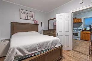 1060 Midland St, Uniondale, NY 11553 - Photo 9