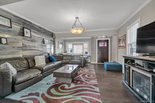 42-28 189th St, Flushing, NY 11358 - Photo 3