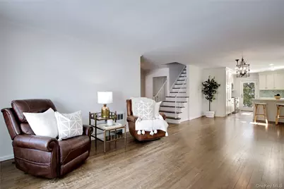 27 Avalon Road, Garden City, NY 11530 - Photo 11