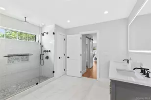 55 Squires Ave, East Quogue, NY 11942 - Photo 9