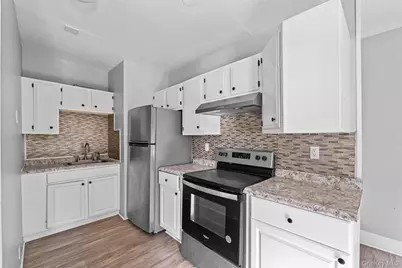 19 Barclay Street, Poughkeepsie, NY 12601 - Photo 11