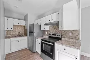 19 Barclay St, Poughkeepsie, NY 12601 - Photo 11