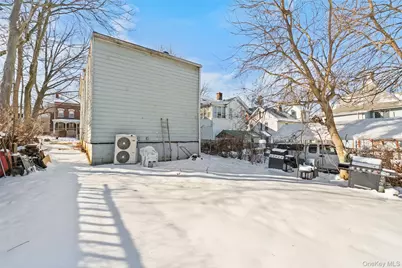 19 Barclay Street, Poughkeepsie, NY 12601 - Photo 23