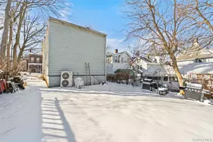 19 Barclay St, Poughkeepsie, NY 12601 - Photo 23