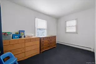 122 Balsam Ln, Levittown, NY 11756 - Photo 9