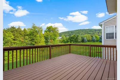 653 Creekside Lane, Fishkill, NY 12524 - Photo 33