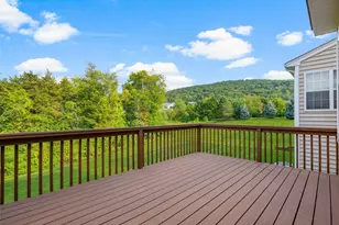 653 Creekside Ln, Fishkill, NY 12524 - Photo 33