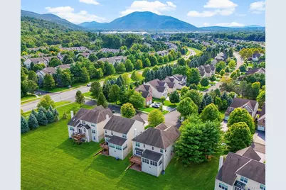 653 Creekside Lane, Fishkill, NY 12524 - Photo 5