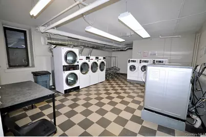 143 Garth Road #4D, Scarsdale, NY 10583 - Photo 3