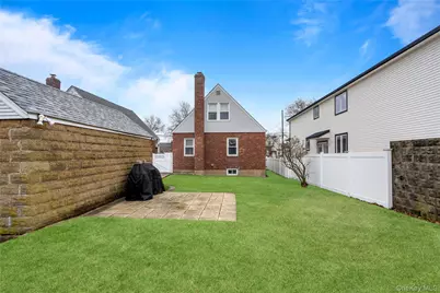 19 William Street, Valley Stream, NY 11580 - Photo 21