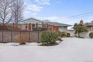 31 Prescott Pl, Old Bethpage, NY 11804 - Photo 41