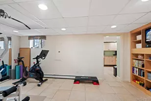 31 Prescott Pl, Old Bethpage, NY 11804 - Photo 35