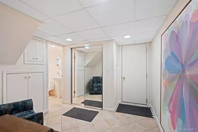 31 Prescott Place, Old Bethpage, NY 11804 - Photo 33