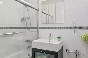 14205 Roosevelt Ave, Flushing, NY 11354 - Photo 7