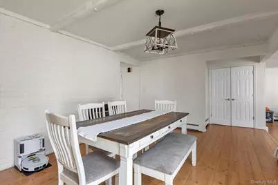 32 Return Lane, Levittown, NY 11756 - Photo 7