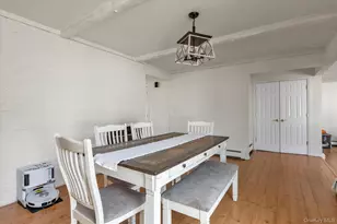 32 Return Ln, Levittown, NY 11756 - Photo 7